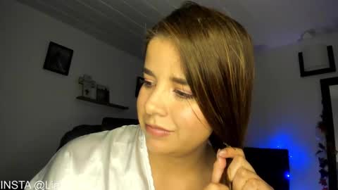     liaaa 4u online show from December 28, 1:08 am