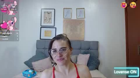 _naomi_s online show from January 6, 5:28 pm