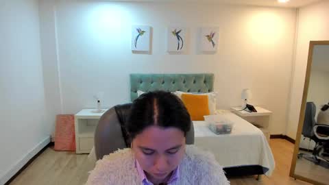 Snapshot of _natalie18_ chatting on September 21, 3:32 am Natalie online show from September 21, 3:32 am