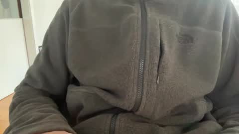 Snapshot of _niceguy chatting on December 2, 7:52 am Max online show from December 2, 7:52 am