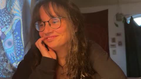 Mila online show from March 27, 5:25 pm