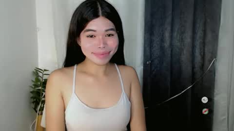 _odette22 online show from May 29, 7:06 am