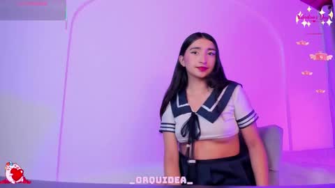 Orquidea  online show from February 15, 1:54 pm