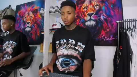 Kevin  online show from May 2, 3:12 am