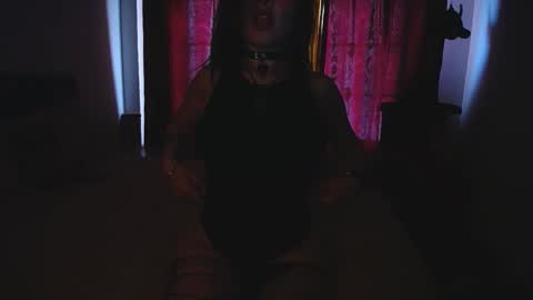 Paris online show from March 2, 8:59 pm