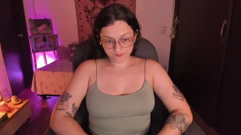 violeta ig  online show from April 12, 4:16 am