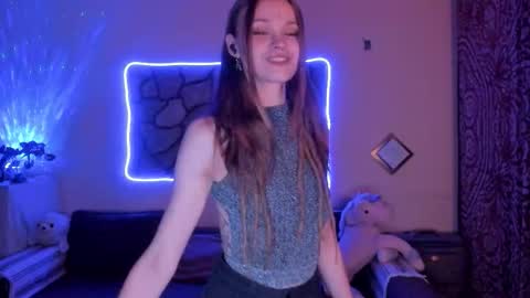 Snapshot of _pornunicorn chatting on October 22, 11:34 am pornUnicorn online show from October 22, 11:34 am