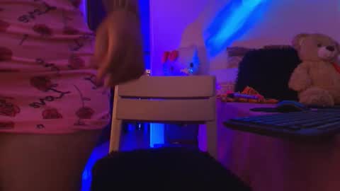 _rose_smith online show from February 11, 2:48 am