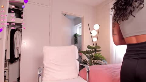 Sandyy online show from February 18, 7:21 am