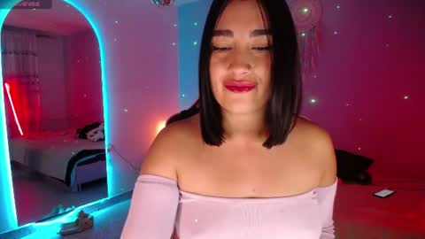  SantaLove  online show from June 20, 3:02 am