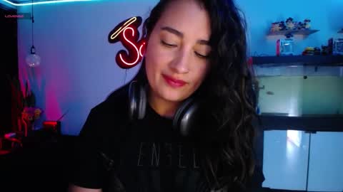 Snapshot of _santalove_ chatting on January 24, 1:56 am SantaLove online show from January 24, 1:56 am