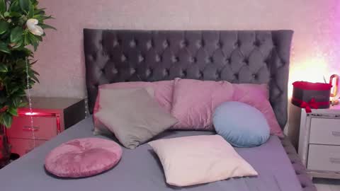 Snapshot of _selenasky chatting on September 28, 4:32 am Selena online show from September 28, 4:32 am