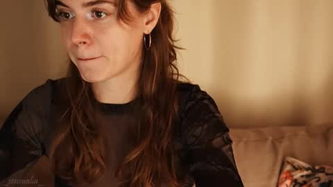 Snapshot of _sensualia_ chatting on September 30, 6:18 pm Lia online show from September 30, 6:18 pm
