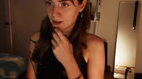 Snapshot of _sensualia_ chatting on September 26, 6:49 pm Lia online show from September 26, 6:49 pm