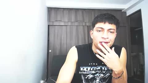 Juan Pablo-independent model online show from March 24, 2:50 am