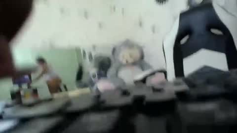 Snapshot of _sexyredhead_ chatting on October 19, 12:32 pm KATA online show from October 19, 12:32 pm