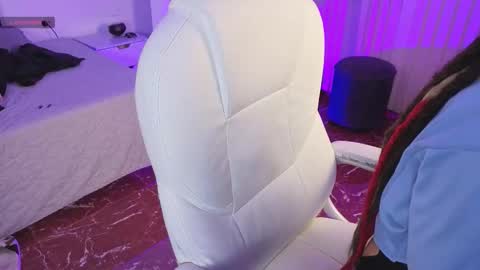 _sharlotte777 online show from March 3, 2:46 pm