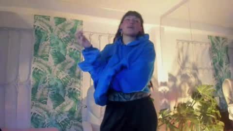 _sharlotte777 online show from January 12, 4:19 am