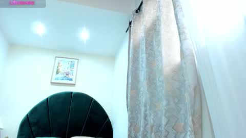    640  200   online show from December 18, 9:32 pm