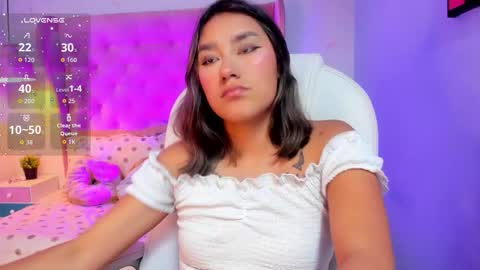 Sophie  online show from February 25, 8:45 pm