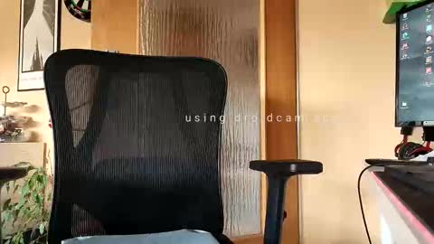_spicymike_ online show from May 19, 8:43 am