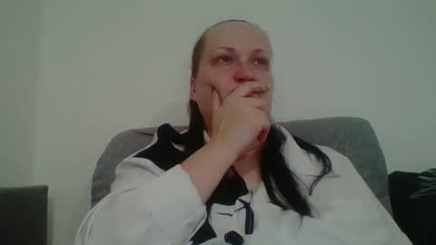 Melisa online show from November 23, 4:05 pm