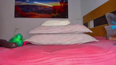 Snapshot of _ssusy_ chatting on March 12, 6:00 pm susy online show from March 12, 6:00 pm