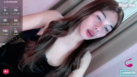 Eilachloe online show from April 11, 10:30 am