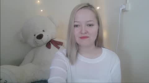 _sweet_smile_ online show from February 16, 8:45 am