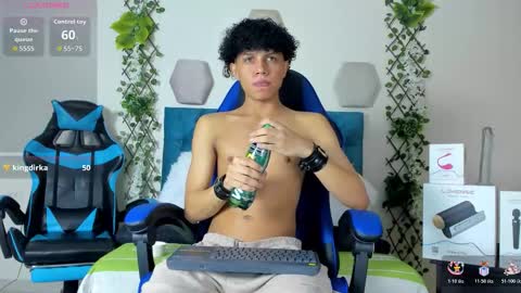 Taylor online show from November 4, 9:27 pm