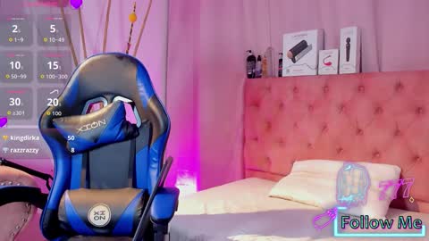 Taylor online show from March 25, 10:38 pm