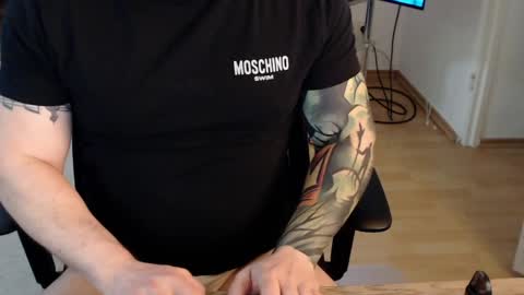 _trythis_ online show from April 5, 4:37 pm