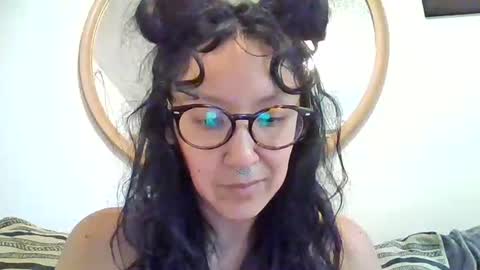 Snapshot of _tutti_frutti_ chatting on September 28, 3:15 am _tutti_frutti_ online show from September 28, 3:15 am