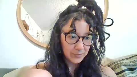 Snapshot of _tutti_frutti_ chatting on September 10, 5:52 am _tutti_frutti_ online show from September 10, 5:52 am