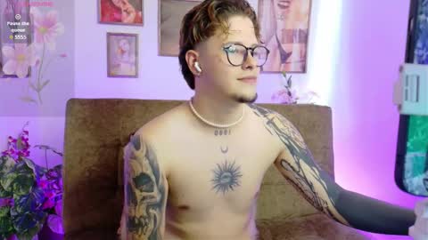 _tyleer_ online show from September 14, 5:36 pm