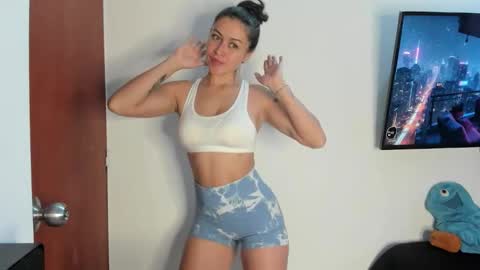 _valentina_69 online show from January 11, 10:38 pm