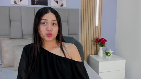 _valerycooper online show from May 22, 11:50 am