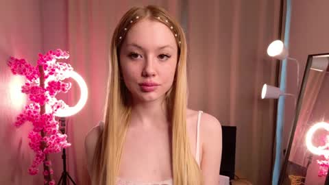 Eva online show from April 5, 2:25 pm