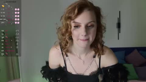 Vicki online show from December 2, 3:20 pm