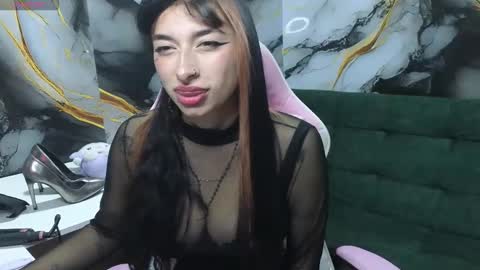 _weird_sativa online show from February 20, 6:19 am