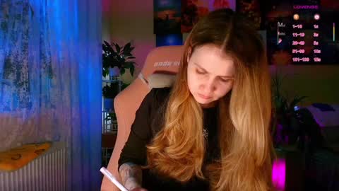 Enni online show from February 18, 7:41 am