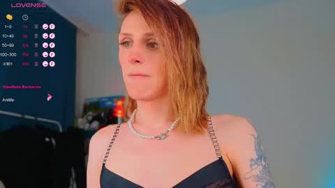 LITTLE FOX online show from May 6, 2:50 am