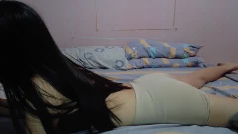 Snapshot of _yourmyonlyb_22 chatting on October 16, 1:27 am cherry online show from October 16, 1:27 am