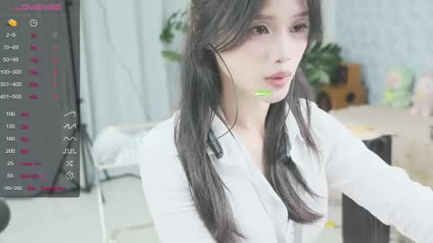 _zizi_ online show from February 19, 12:22 pm