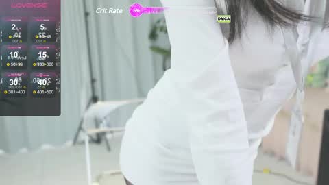 _zizi_ online show from February 19, 4:44 am