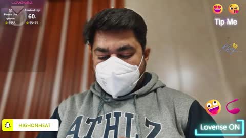 Sleepy owl online show from December 18, 9:26 am