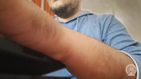 Sleepy owl online show from October 13, 7:10 am