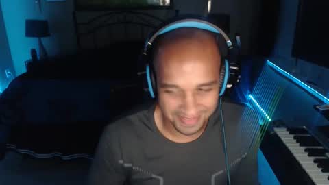 a4orce online show from December 1, 12:07 am