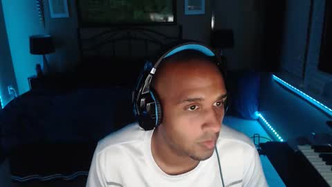 a4orce online show from April 14, 1:31 am