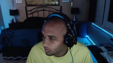 a4orce online show from April 3, 1:45 am